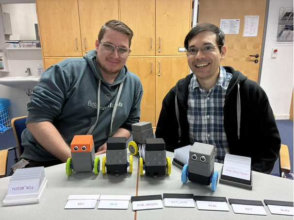 Der echte ByteBuddy – 3D-gedruckter Lernroboter von BitBiber TechTalente